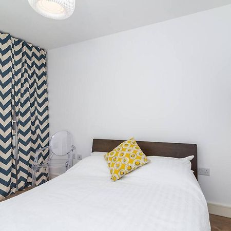 Joivy Lovely Studio Flat With Terrace In Southeast London Ngoại thất bức ảnh